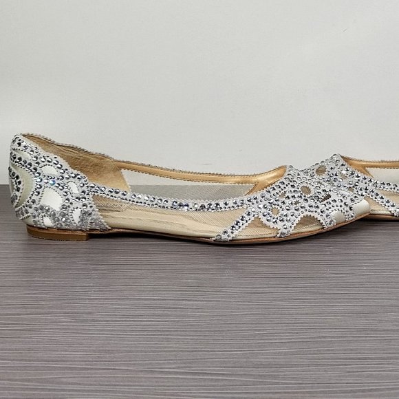 Badgley Mischka Gigi Crystal Pointy Toe Flat, Ivory Satin, Womens Size 7 - Picture 7 of 10